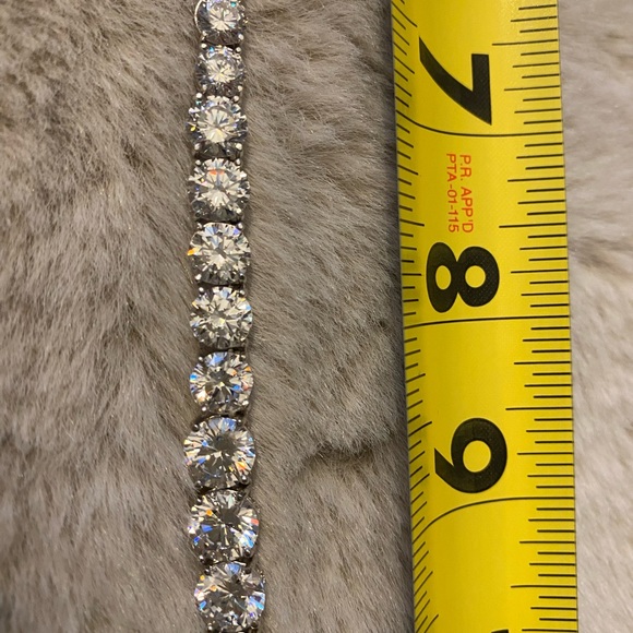 17.5” Cubic Zirconia 925 Sterling Silver Graduated Tennis Necklace - Picture 9 of 11